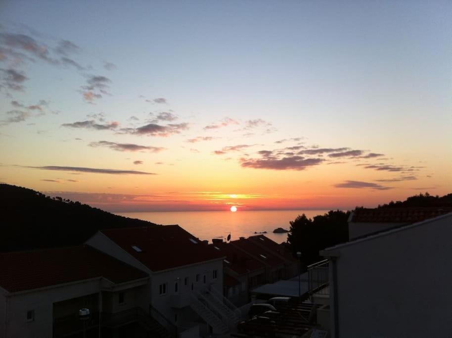 Artistic Sunset Appartement
